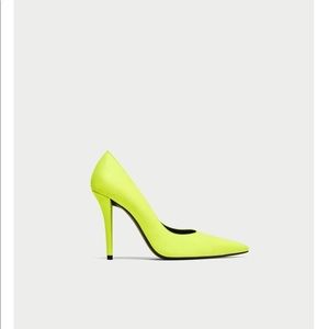 [NWOB] Zara High Heel Court Shoes (Sz 7.5)